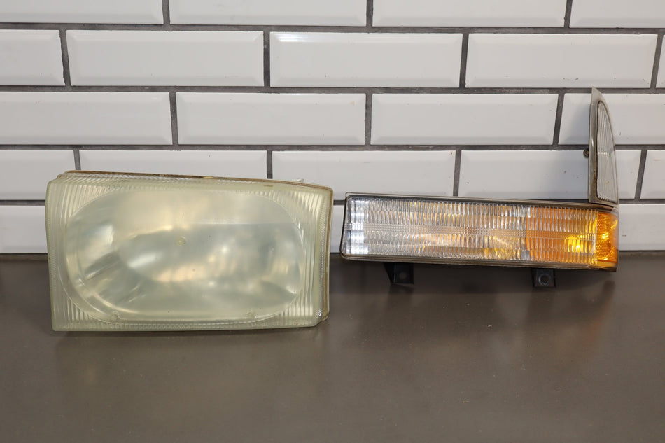 1999-2004 Ford F-250 F-350 Super Duty XLT Lariat Left Headlamp F3UZ13007A