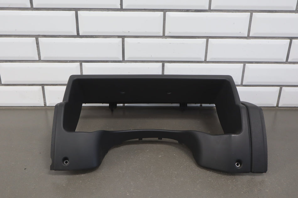 2003-2007 Hummer H2- Speedometer Bezel 15199971