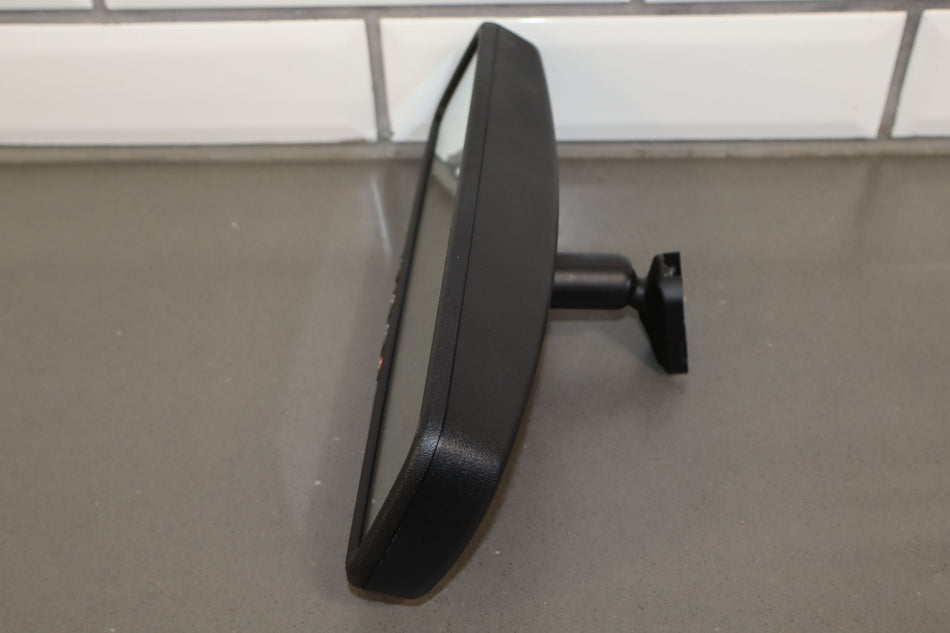 2009 Chevrolet Suburban 1500- Rear View Mirror
