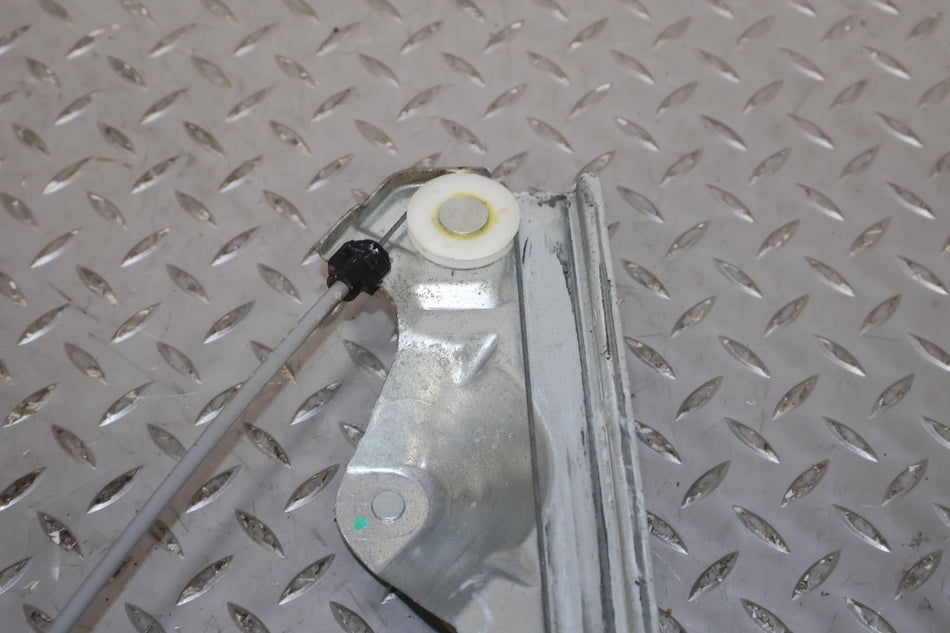 2011 Chevrolet Avalanche- SIDE/REAR/CARGO REGULATOR