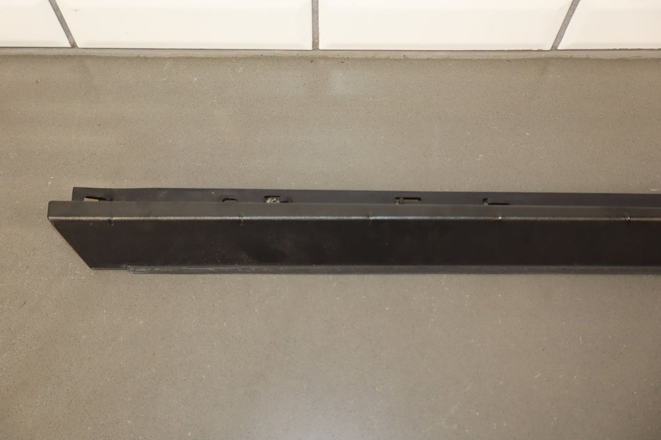 2003-2009 Hummer H2 SUV Driver Left Rear Roof Molding 15241411