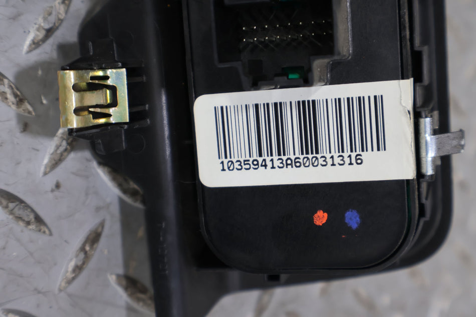 2007 Cadillac Escalade- Headlight Switch