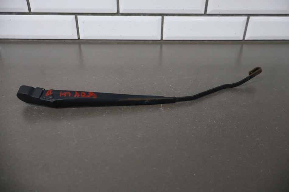 2003-2009 Hummer H2- Wiper Arm Pair