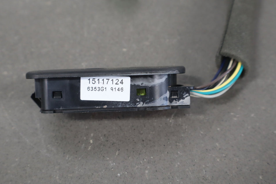 2007 Hummer H2- Front Door Switch