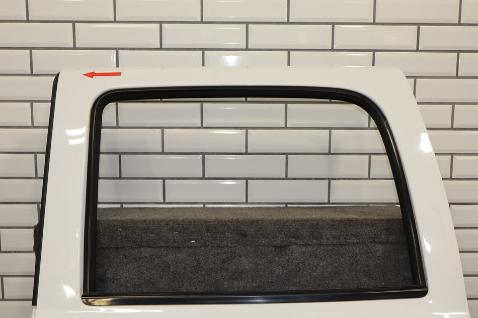 01-07 Chevy GMC Silverado Sierra Suburban GMT800 Crew Cab Left Rear Door 50U
