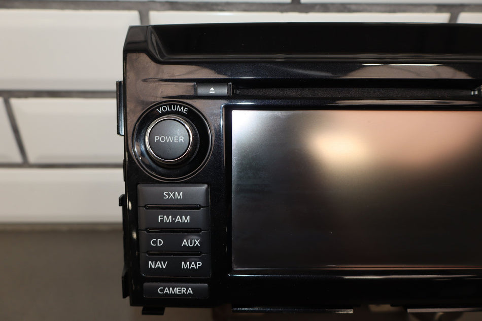 2016 Nissan Titan XD- Radio