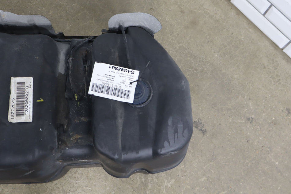 2004 GMC Sierra 2500- Fuel Tank