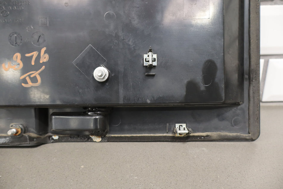 2006-2009 Hummer H2 Tail Finish Panel 25833680