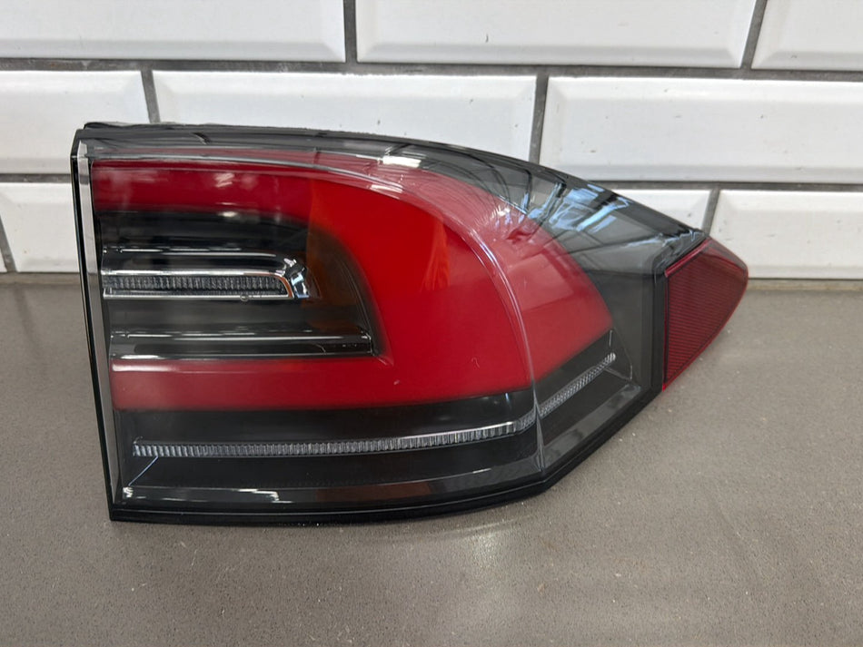 2016-2020 Tesla Model X Rear Right Outer Taillight LED Tail Lamp 1034333-00-A