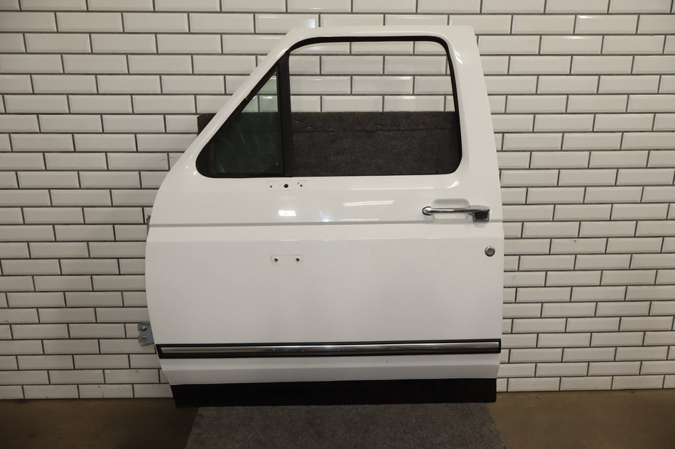 1996 Ford F-250 Left Front Door