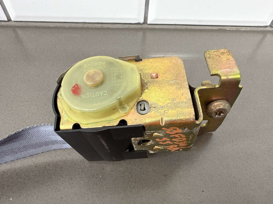 1999 Ford F-350 Super Duty- Rear Seat Belt