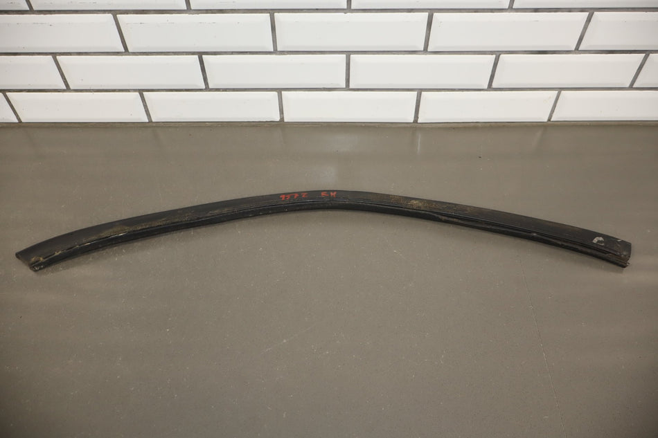 2003-2009 Hummer H2- Passenger Quarter Panel to Door Seal