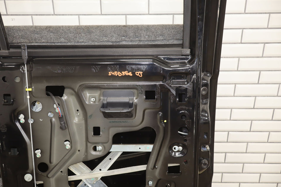 2004 Ford F-250 Super Duty- Right Rear Door