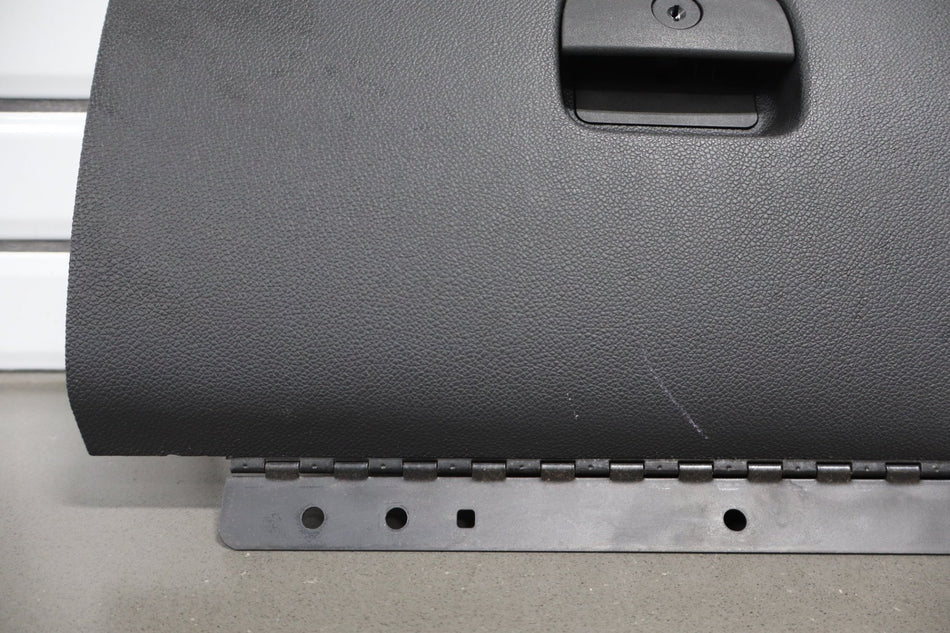 2009 Chevrolet Suburban 1500 Z71 Glove Box Ebony 193