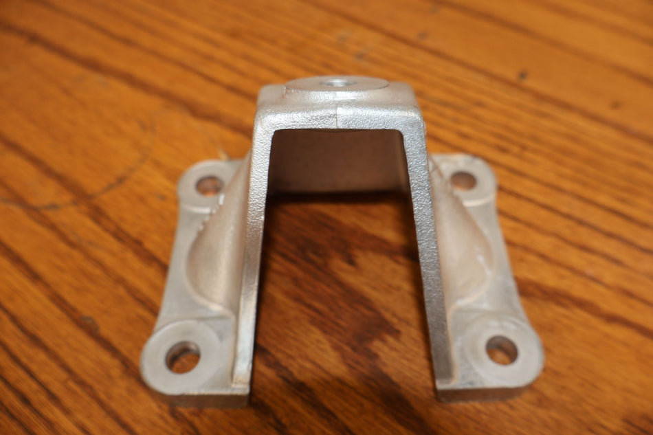 2010 ASTON- Engine Mount