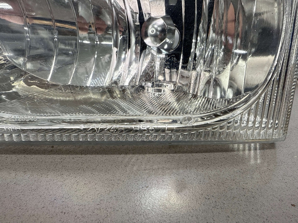 1999 Ford F-350 Super Duty- HEADLAMP ASSEMBLY