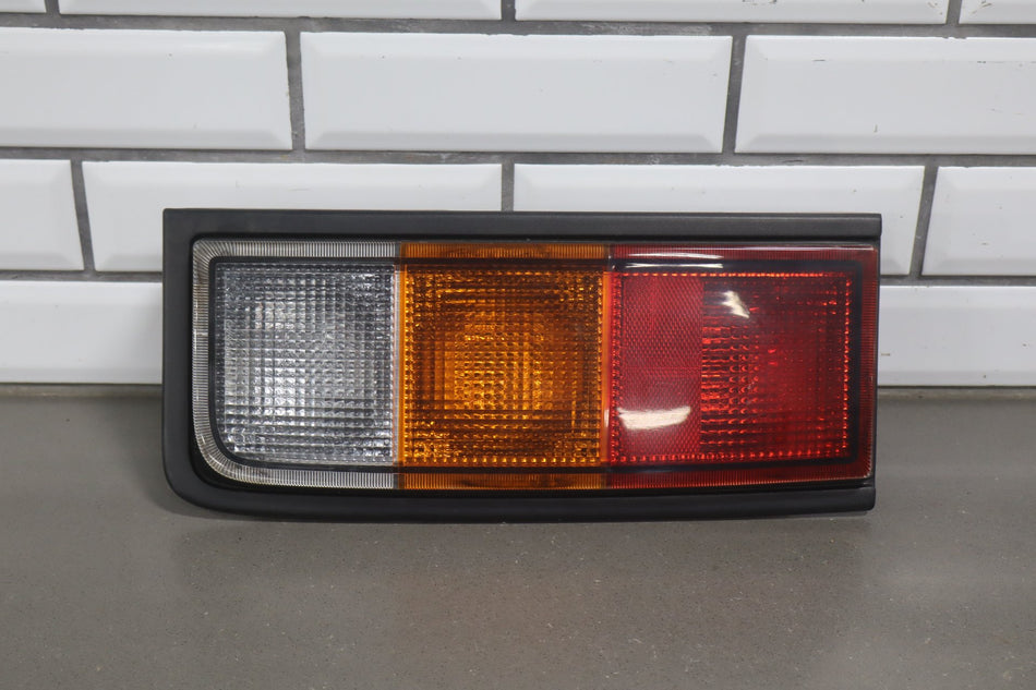 2003-2004 Hummer H2 Right Tail Light 15193459