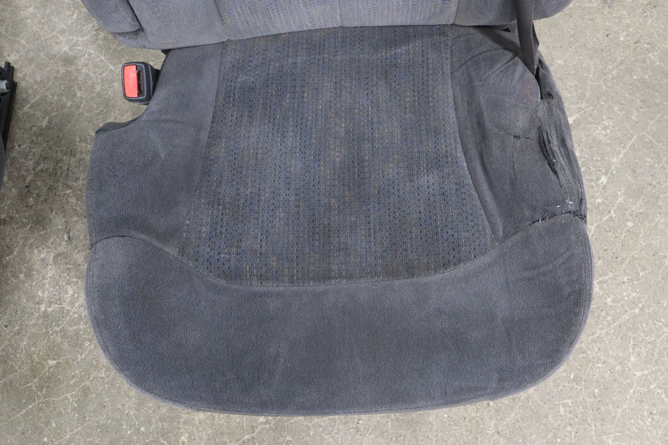 2002 Chevrolet Silverado 2500- Front Seat