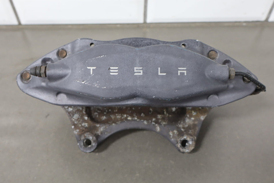 12-20 Tesla Model S Front Brembo Brake Caliper Set Left/Right OEM 4 Piston
