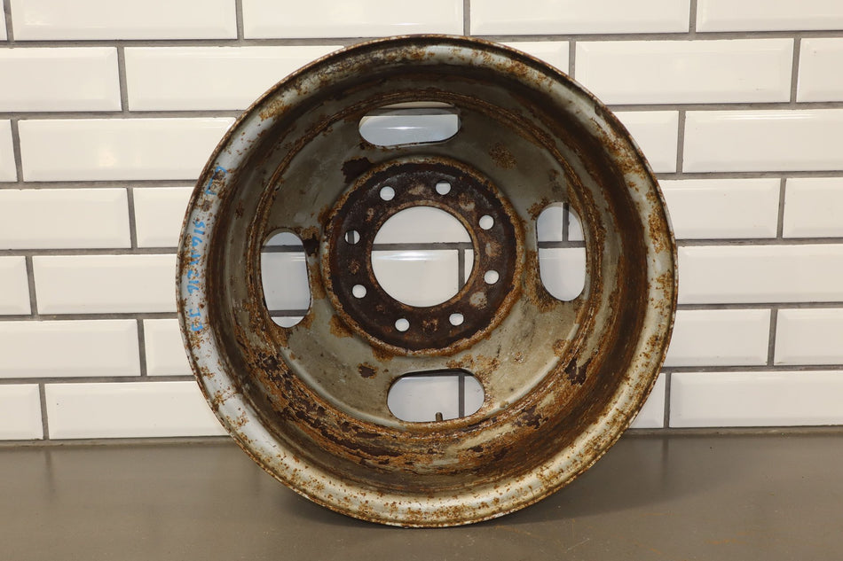 2001 GMC Sierra 3500- Wheel