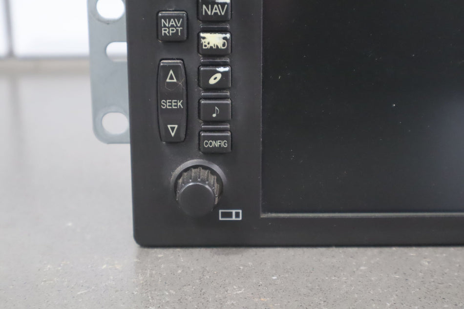 2007 Hummer H2- Radio