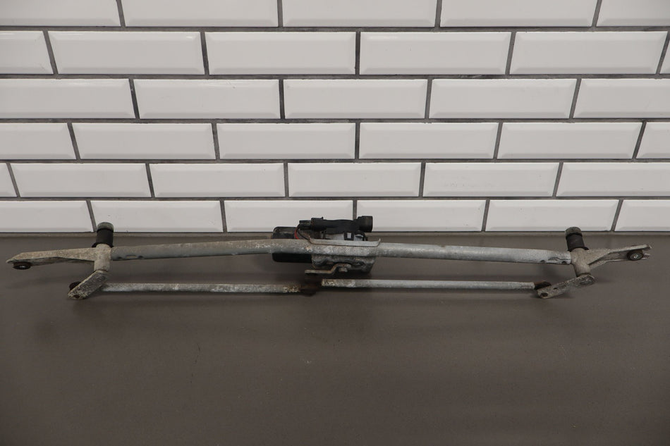 2003-2009 Hummer H2 Wiper Motor &amp; Transmission