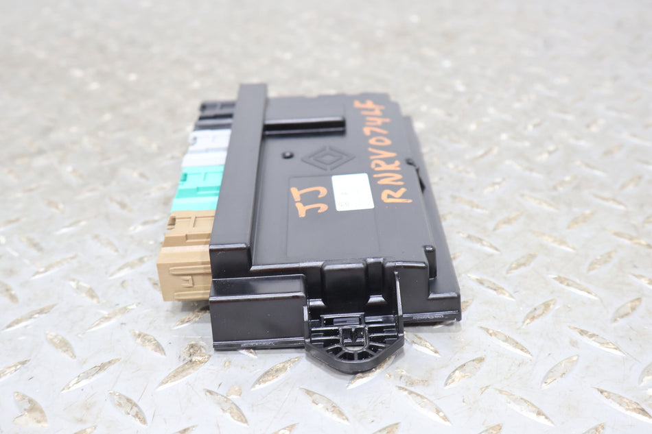 Chassis Control Module, 2022, Rivian, R1S