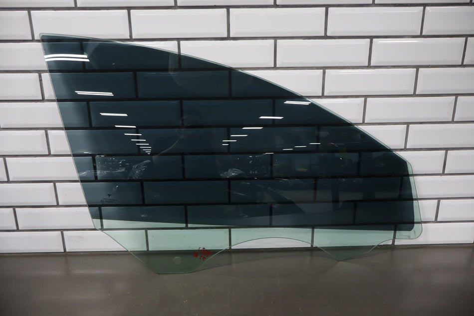 2020-2024 Tesla Model Y Right Front Door Window