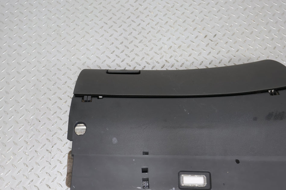 2003 Audi RS6- Glove Box