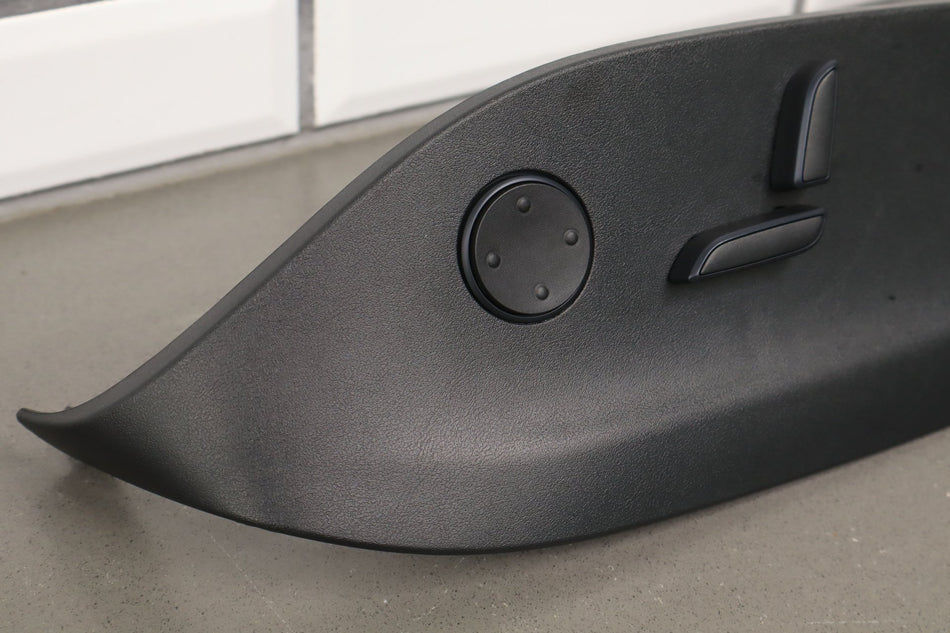 Seat Switch, 2019, Tesla, X