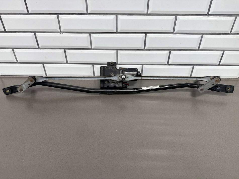 2003-2009 Hummer H2 Wiper Motor &amp; Transmission