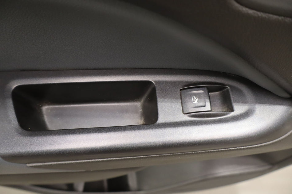 Rear Door Trim, 2017, Chevrolet, Colorado