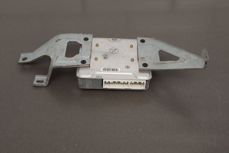 1994 Toyota Land Cruiser- Chassis Control Module