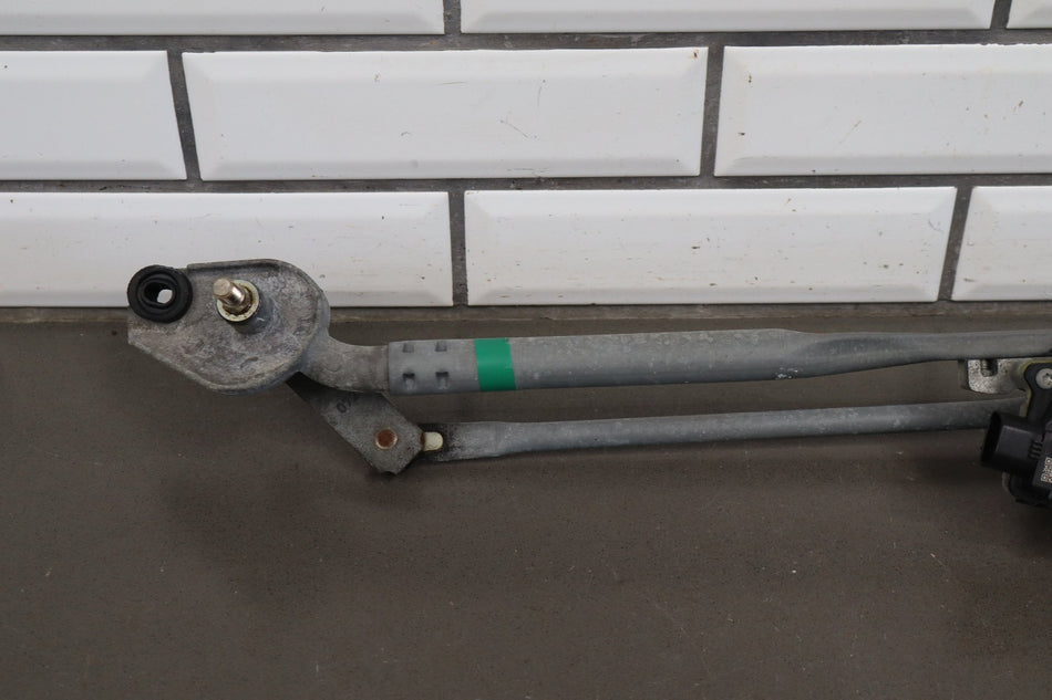 2008-14 Dodge Challenger Front Wiper Motor w/ Transmission OEM