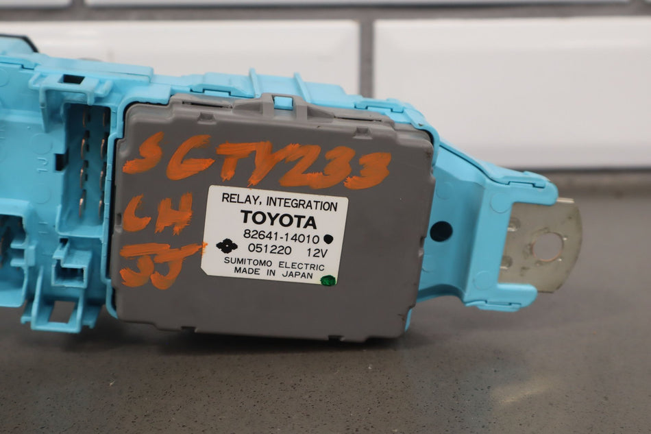 1986 Toyota Supra- Cabin Fuse Box