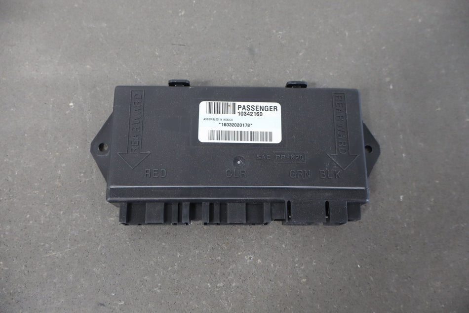 2000-2004 Chevrolet Corvette C5 Right Passenger Door Control Module 10342160
