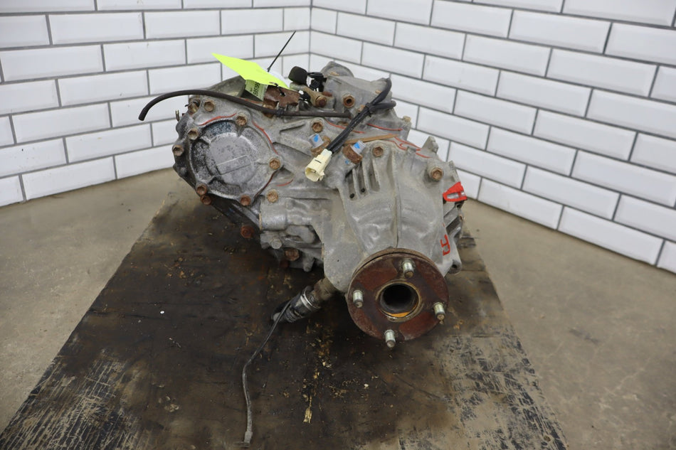1995-1997 Toyota Land Cruiser Transfer Case 3613060790 OEM
