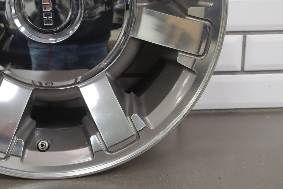 2008 Hummer H2- Wheel