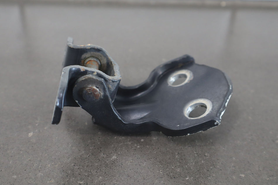 1991 Toyota Land Cruiser- Left Rear Door Hinge