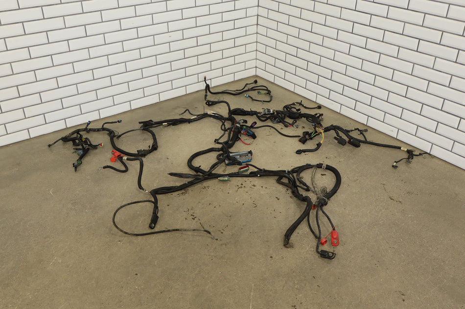 2002 GMC Sierra 2500 Engine Wiring Harness 6.6L LB7 OEM