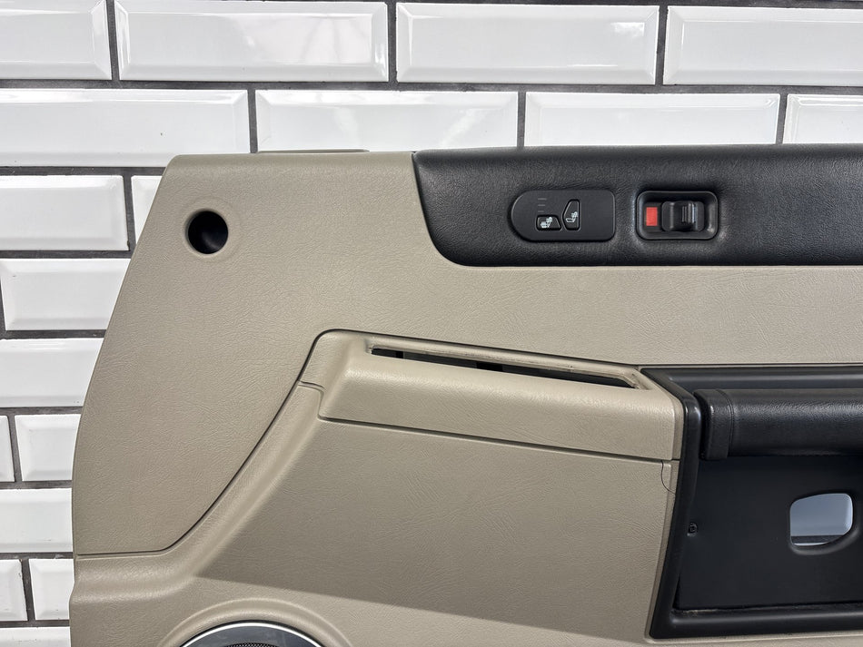 2003-2007 Hummer H2 Passenger Right RH Front Door Panel 15846874