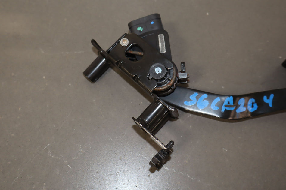 2006 Cadillac XLR- Pedal Assembly