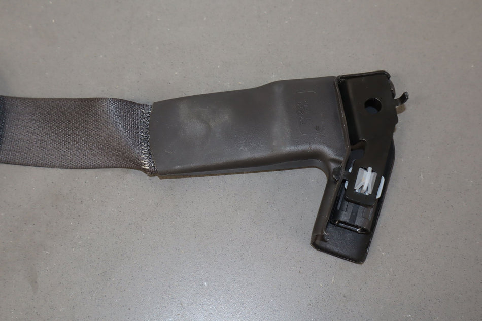 2013 Chevrolet Corvette- Front Seat Belt