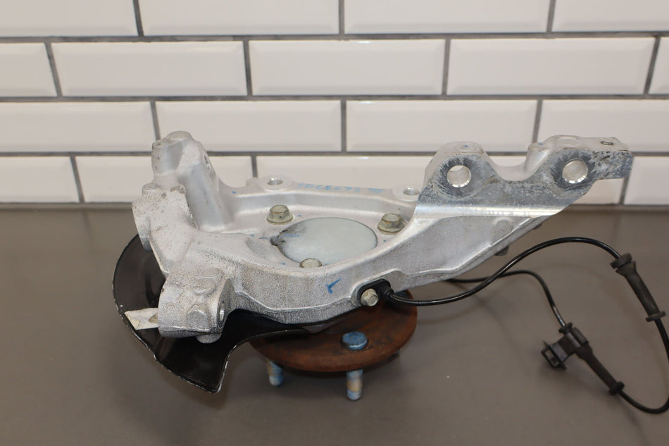2013 Chevrolet Camaro- SPINDLE KNUCKLE FRONT