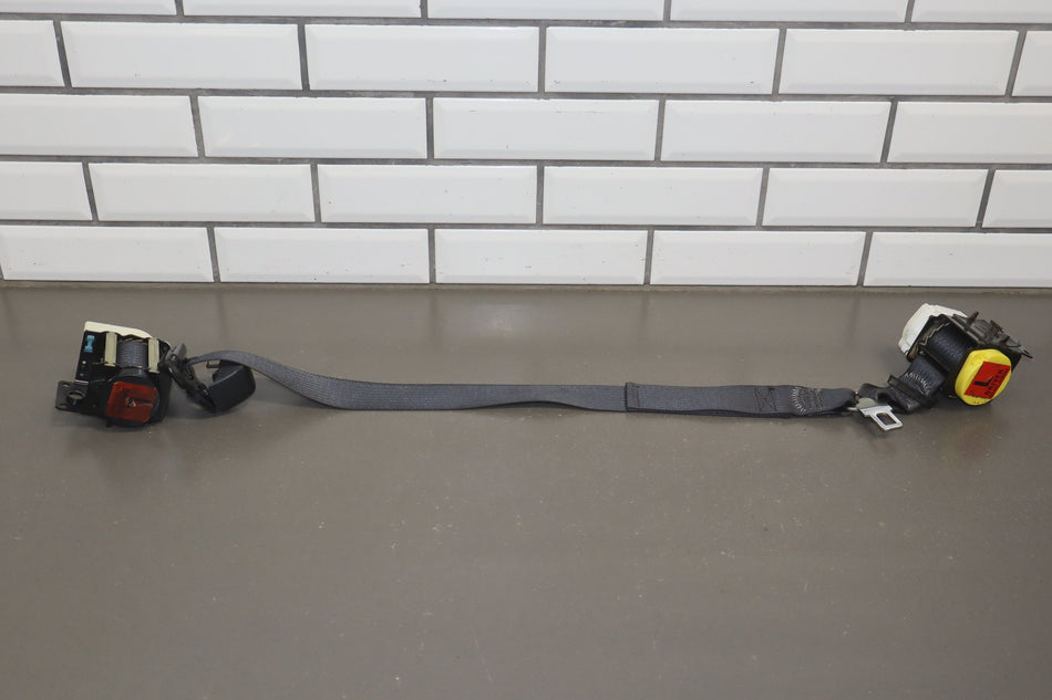 2003-2004 Chevrolet Corvette C5 Coupe Driver Front Seat Belt