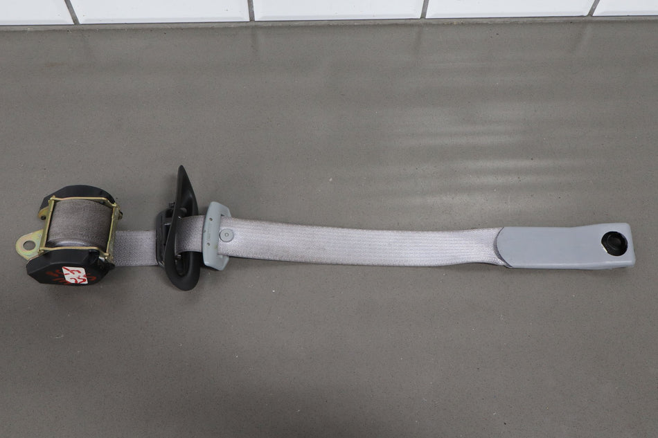 2005 Chevrolet Corvette C6- Front Seat Belt