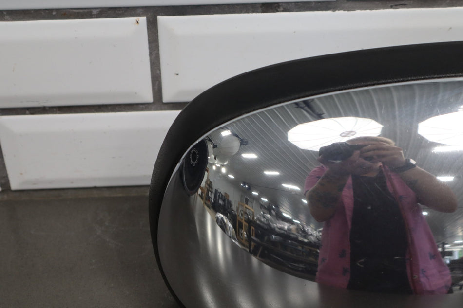 1999-2002 Chevrolet Silverado 3500 Right Door Mirror Chrome OEM