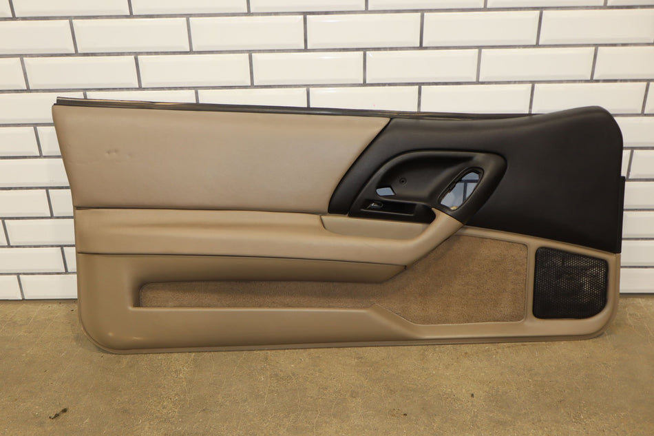 2002 Chevrolet Camaro Left Front Door Trim Panel 522