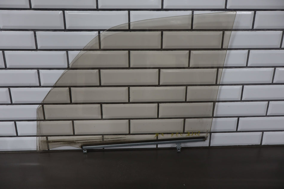 1997 Lexus LX450- Right Front Door Window