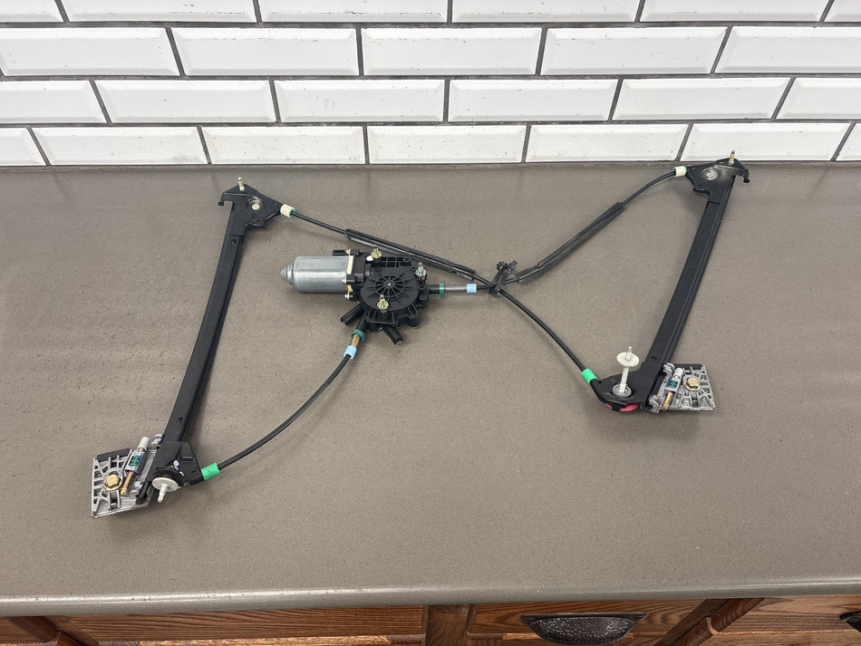 1997-2004 Chevrolet Corvette Right Front Door Regulator 10344132 OEM